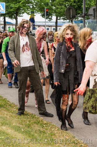 Hameenlinnan-Zombie-Walk-2013-valokuvaaja-Markus-Kauppinen-01